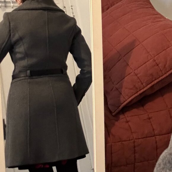 Soia & Kyo Gray Wool Blend Belted Coat - Size Small - Picture 2 of 14